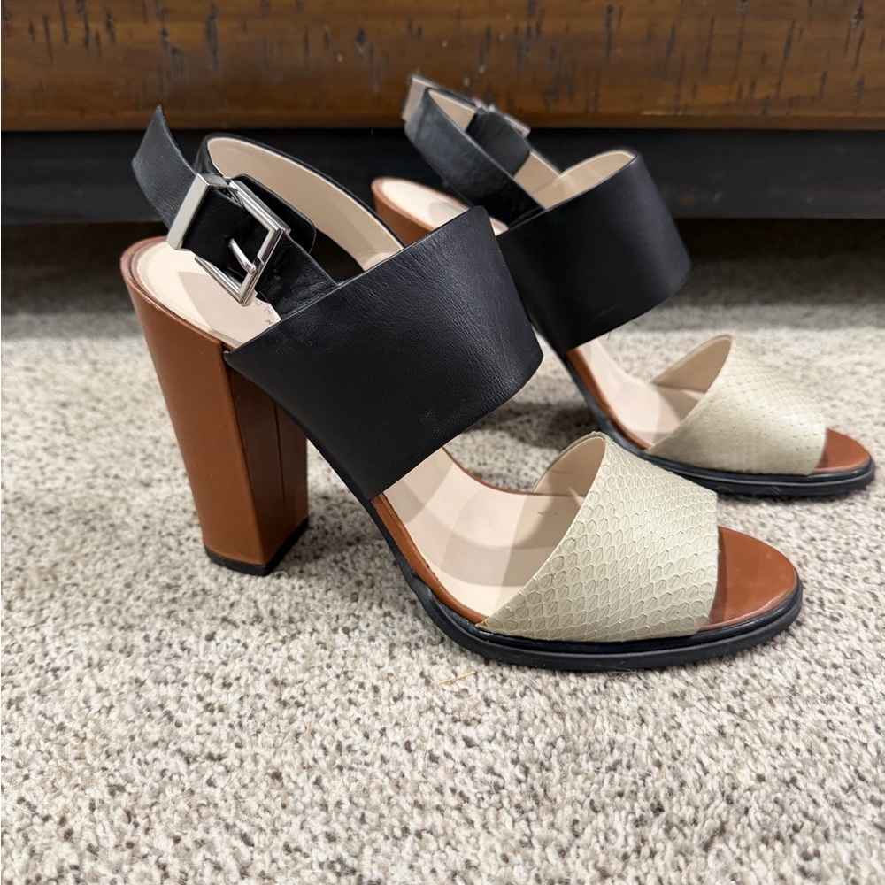 Brand new Kenneth Cole Elegant Black and Cream Block Heel Sandals